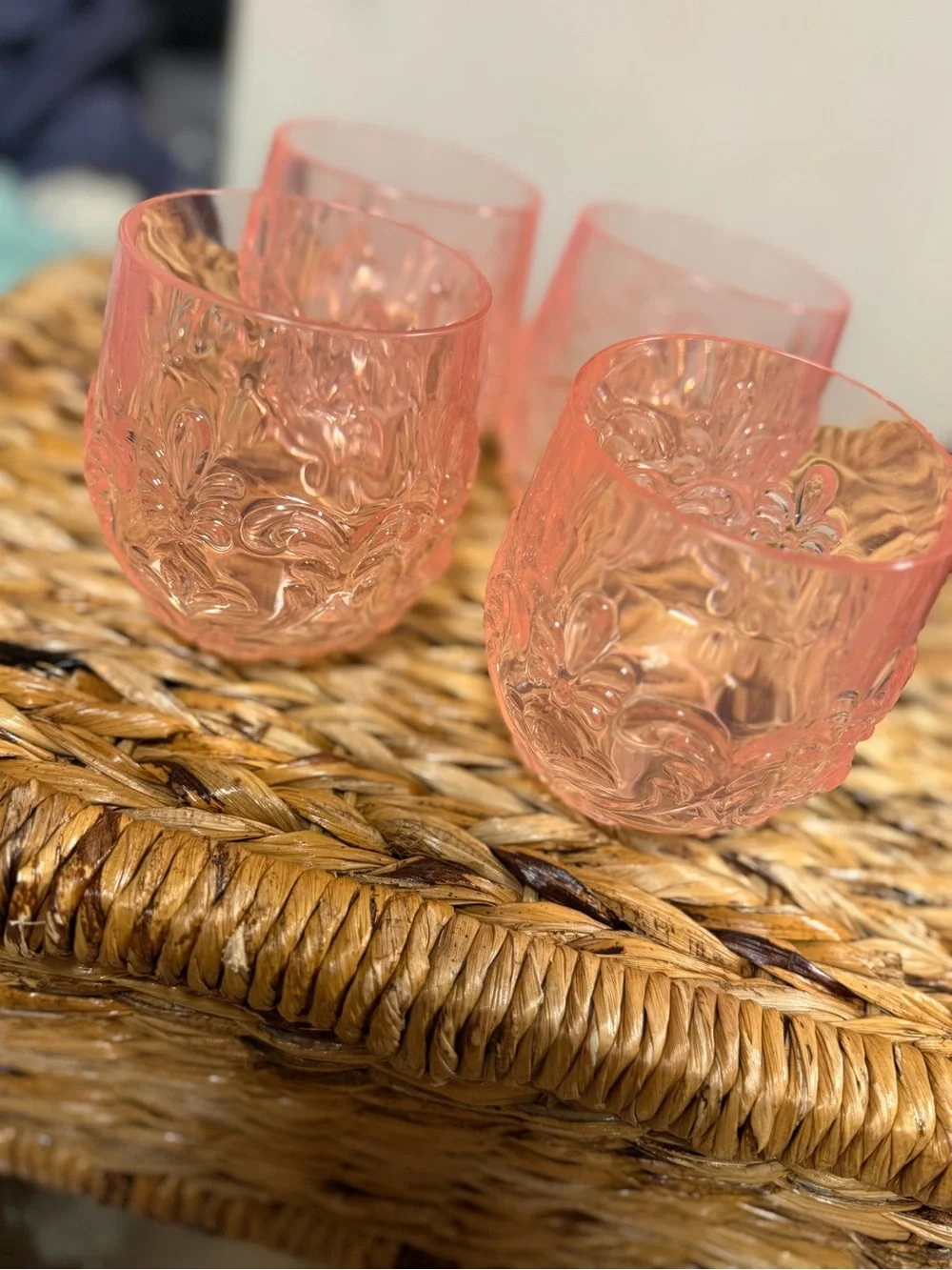 Pink Textured shatter proof Tumbler Set